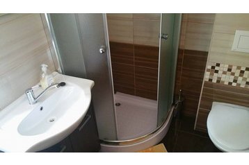 Słowacja Chata Šaštín - Stráže, Zewnątrz